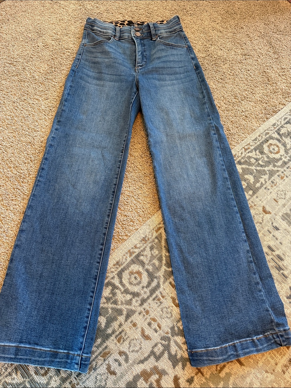 Risen Women's Wide Leg Blue Jeans